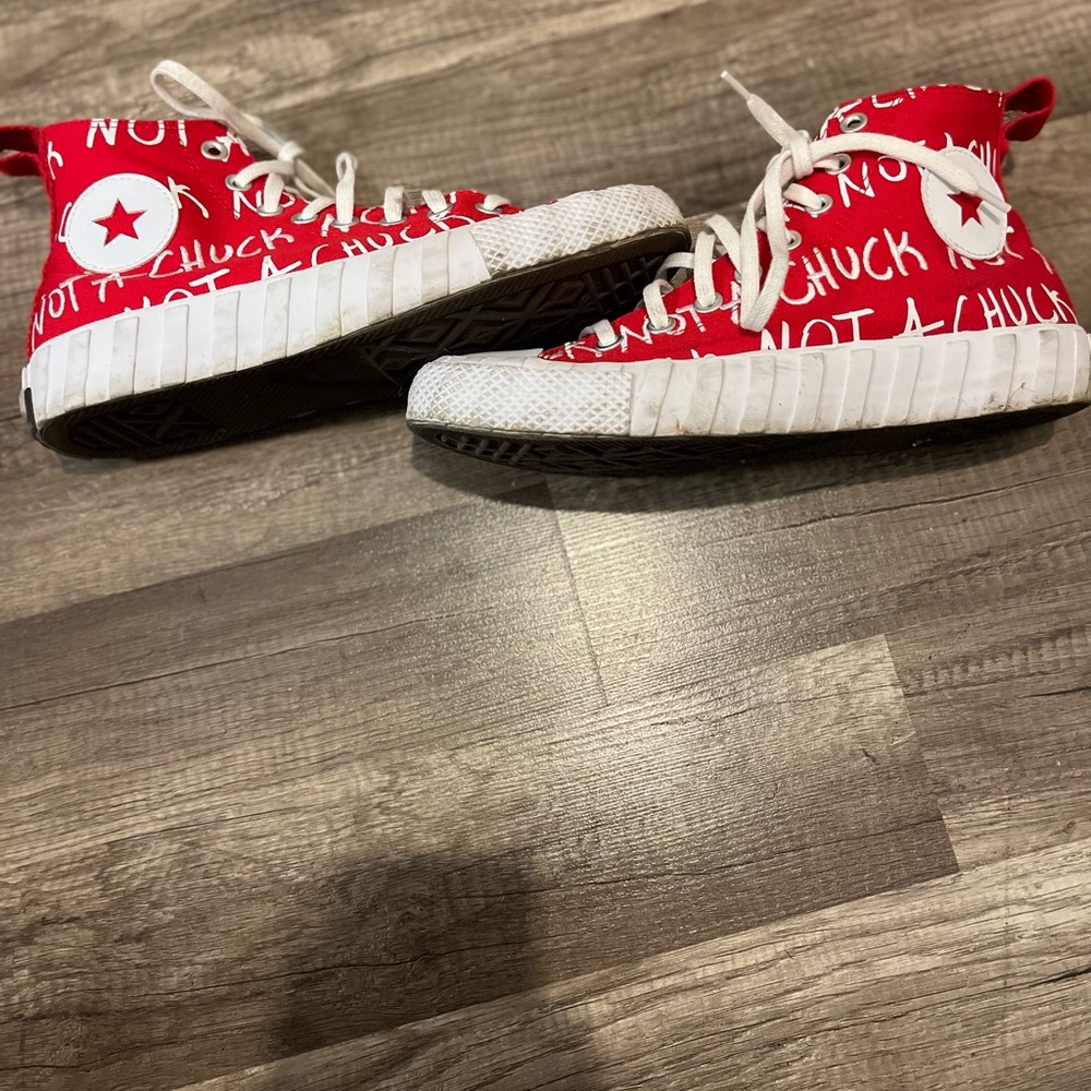 Converse high top